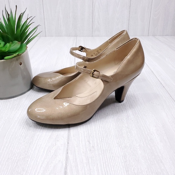 Escarpins Naturalizer En Cuir Marron - Modèle Mary Jane N5 Comfort - Taille 8W (US) - Talon Bas - Occasion